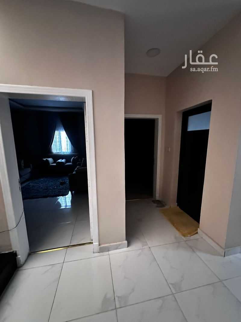 9 bedroom villa in Al Amwaj, Eastern Province 8
