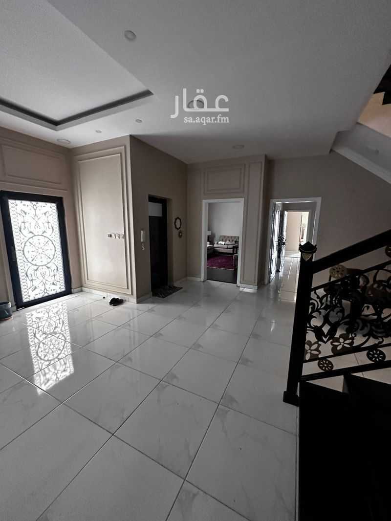 9 bedroom villa in Al Amwaj, Eastern Province 6