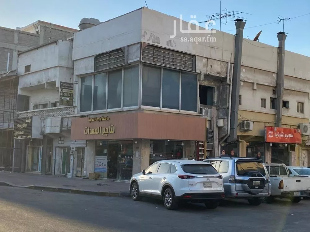 عمارة 213 م² في الثقبة