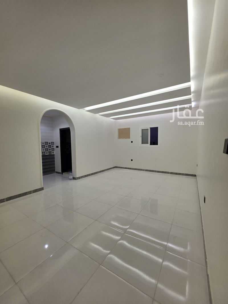 عقار 25 غرف في جدة 18