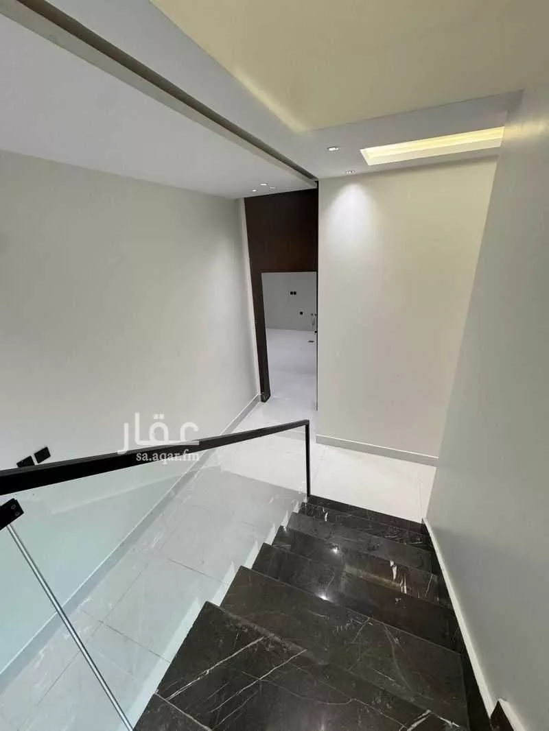 4 bedroom villa in Al Janadriyah, Riyadh 8