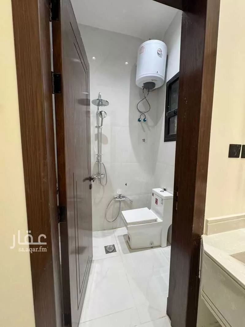 4 bedroom villa in Al Janadriyah, Riyadh 13