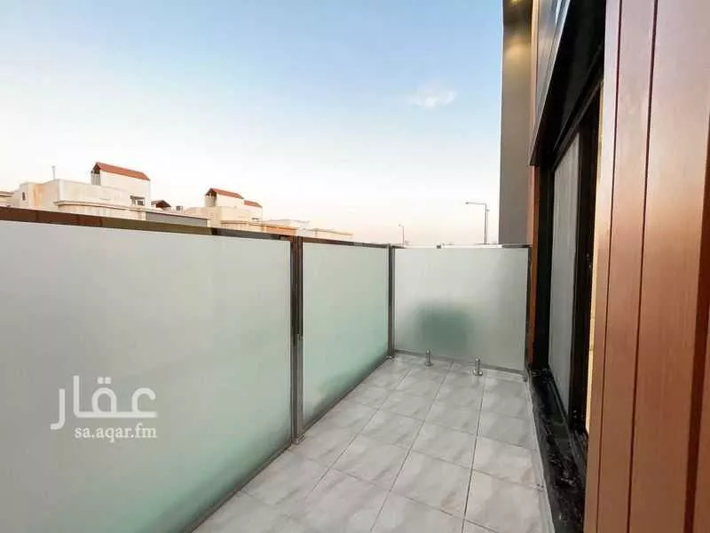 فيلا 10 غرف في المونسية 2