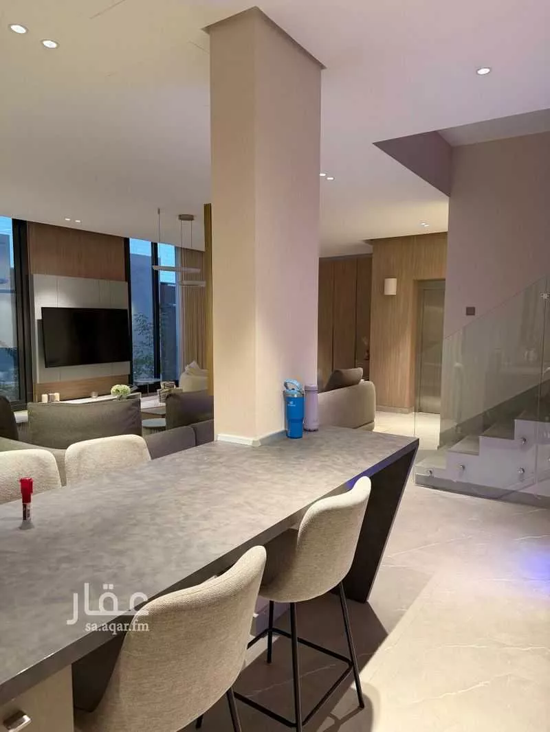 5 bedroom villa in Al Narjis 4