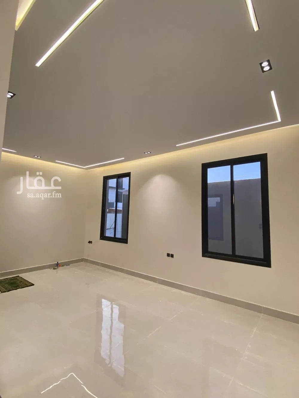 فيلا 6 غرف في الرمال 2