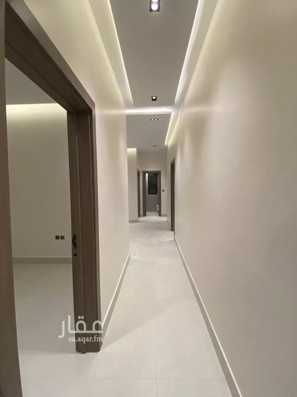 شقة 4 غرف في الرمال 5