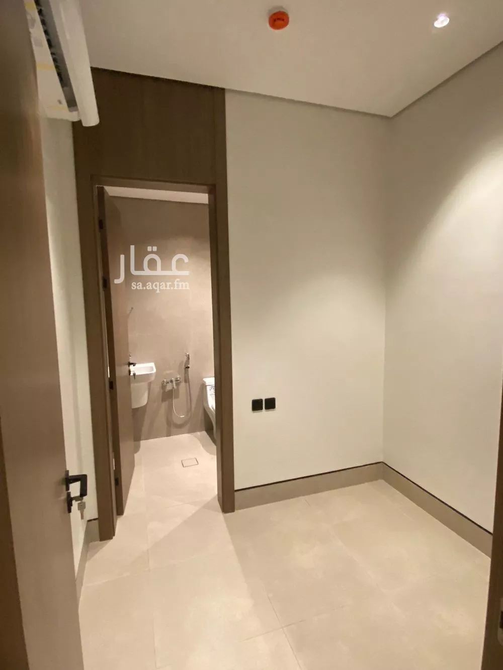 شقة 3 غرف في الرمال 3