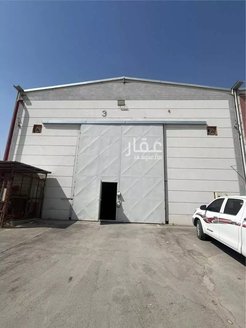2 bedroom warehouse in Mansuriyah, Riyadh 2