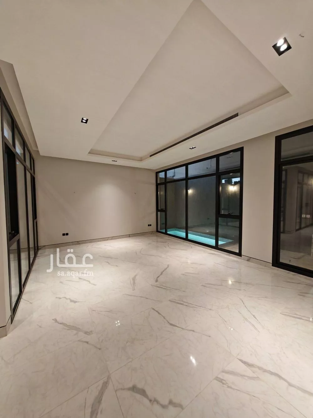 فيلا 4 غرف في النرجس 5