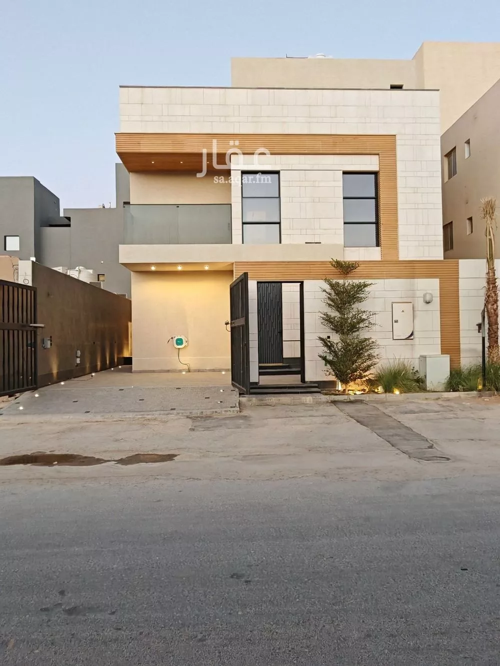 فيلا 4 غرف في النرجس 1