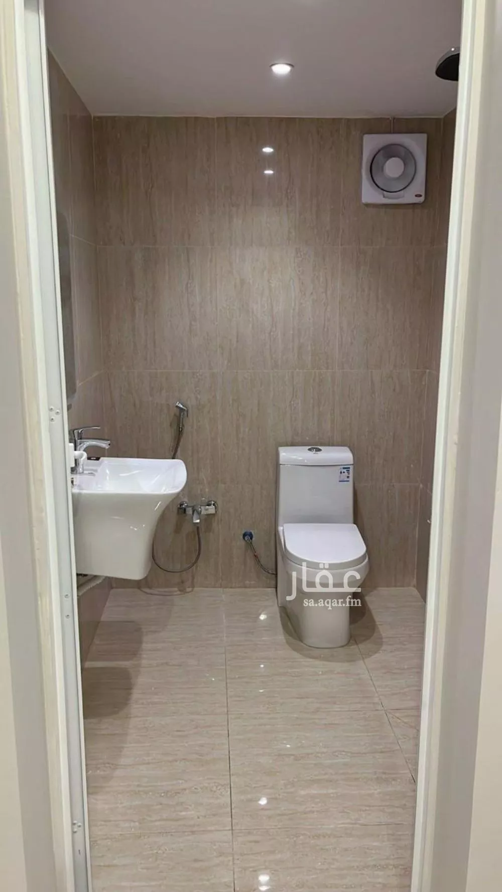 شقة 2 غرف في النرجس 4