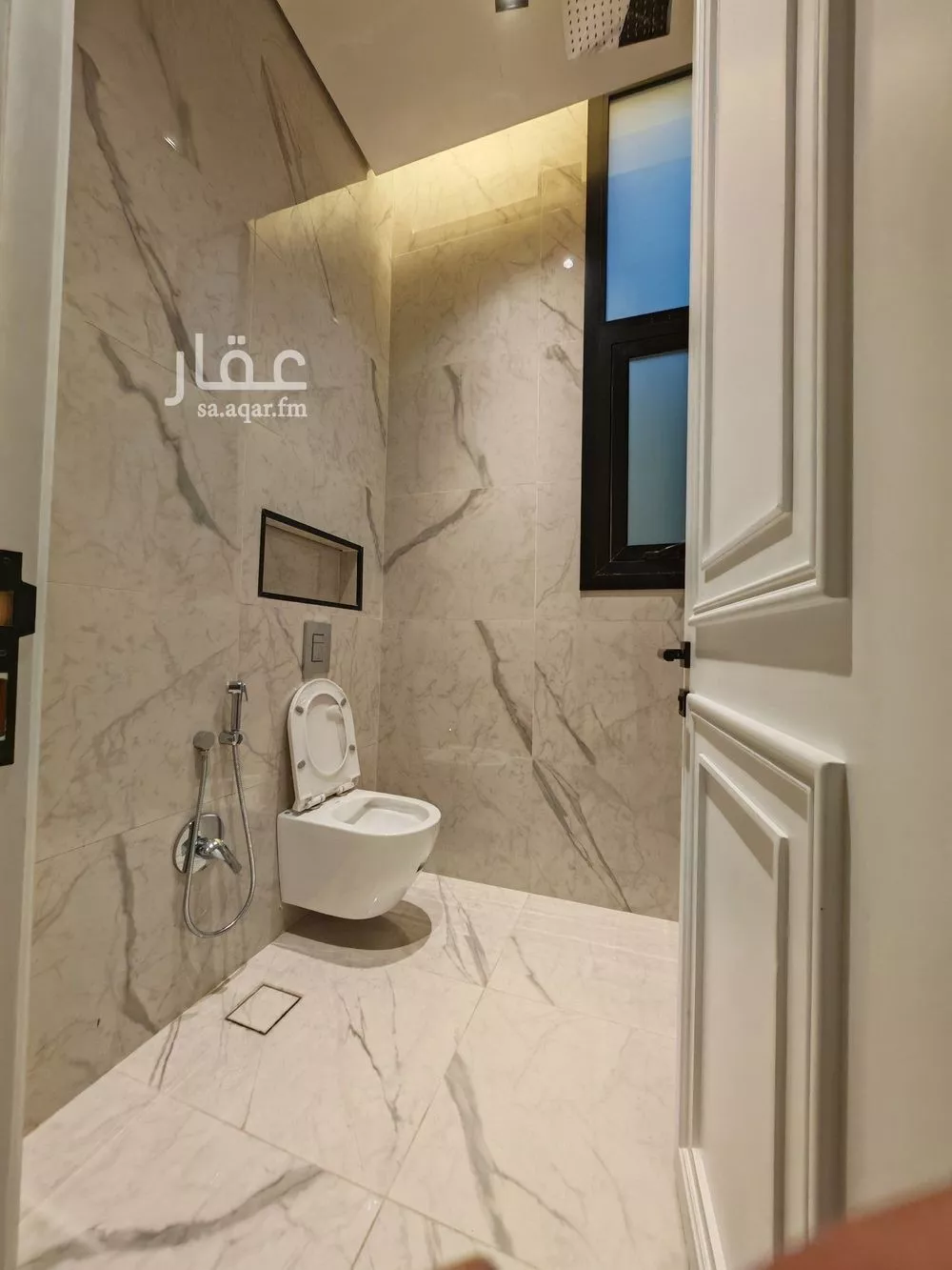 فيلا 4 غرف في النرجس 3