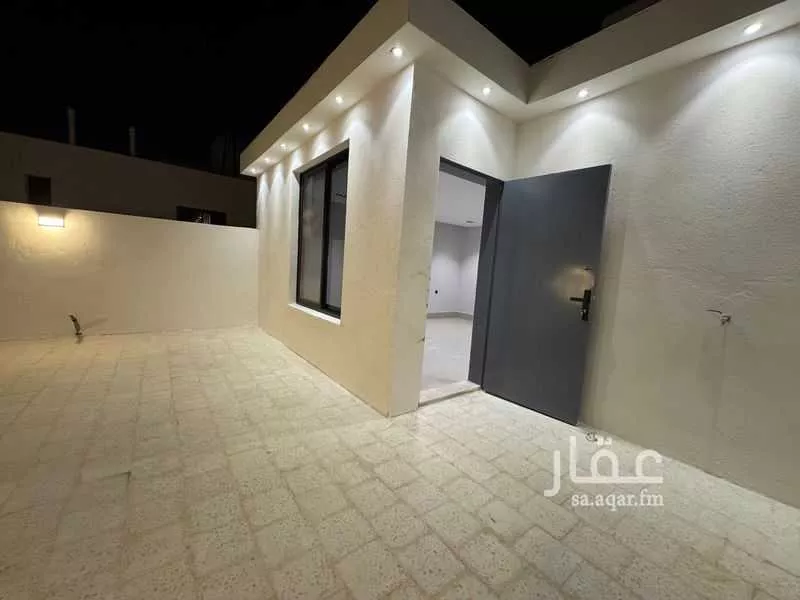 فيلا 6 غرف في العريجاء الغربية 3