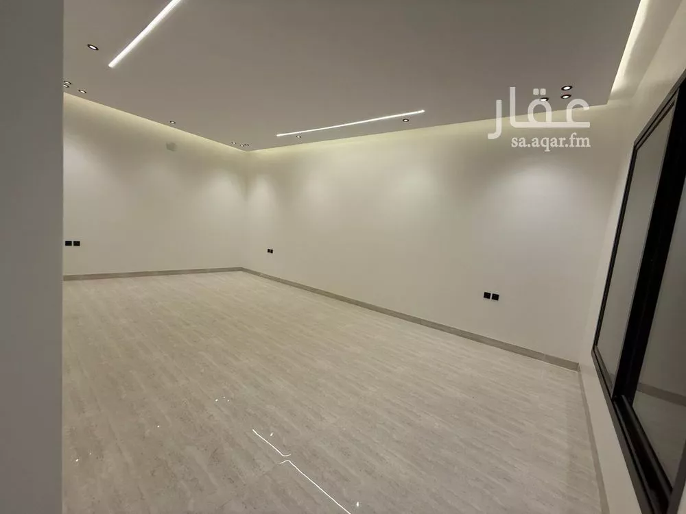 فيلا 6 غرف في المهدية 5