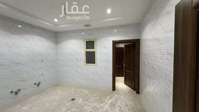 شقة 5 غرف في الأمير عبدالمجيد، جدة 13