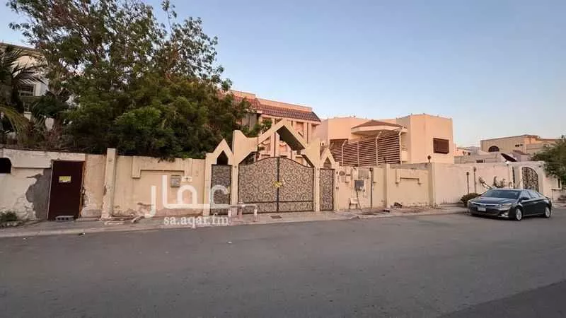 فيلا 5 غرف في الشاطئ 1