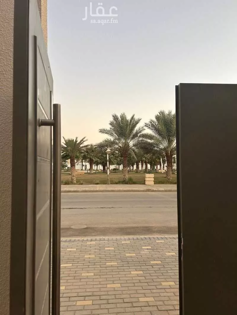 5 bedroom villa in Al Rimal 1