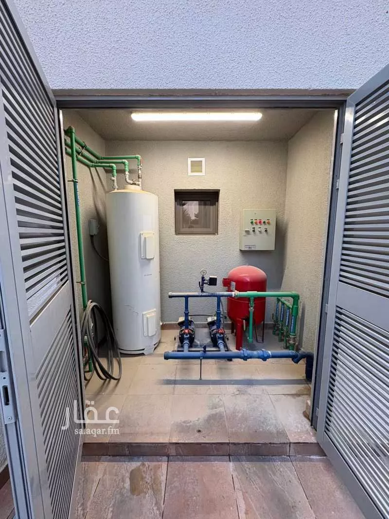 5 bedroom villa in Al Rimal 5