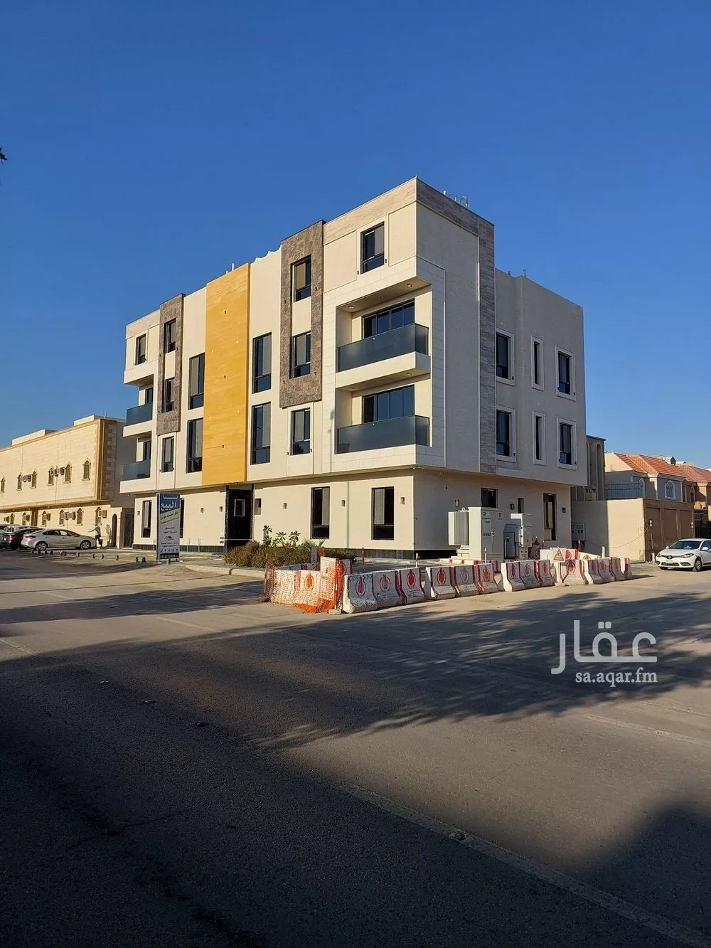 4 bedroom apartment in Al Rawdah, Riyadh 17