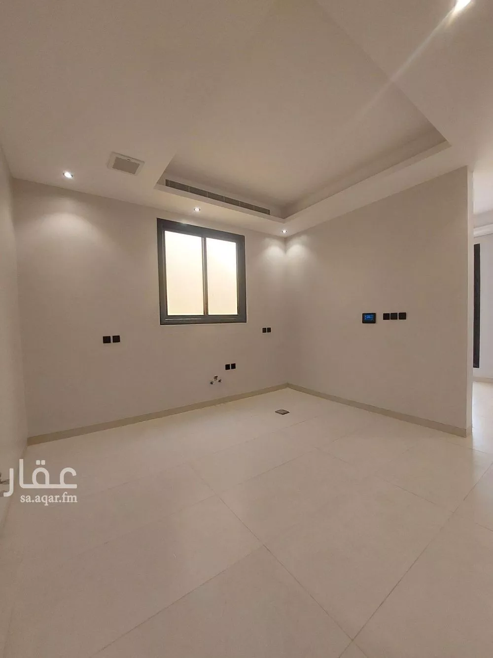4 bedroom floor in Al Yarmouk 5