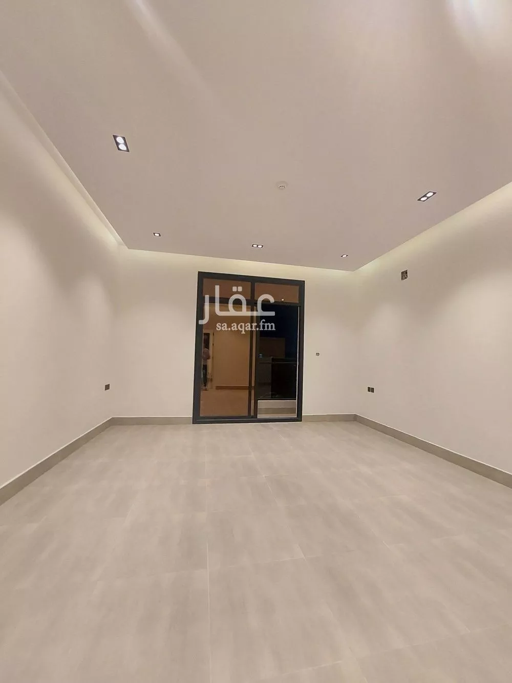 3 bedroom apartment in Al Yarmouk 5