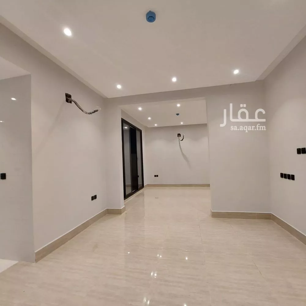 4 bedroom apartment in Al Rawdah, Riyadh 4