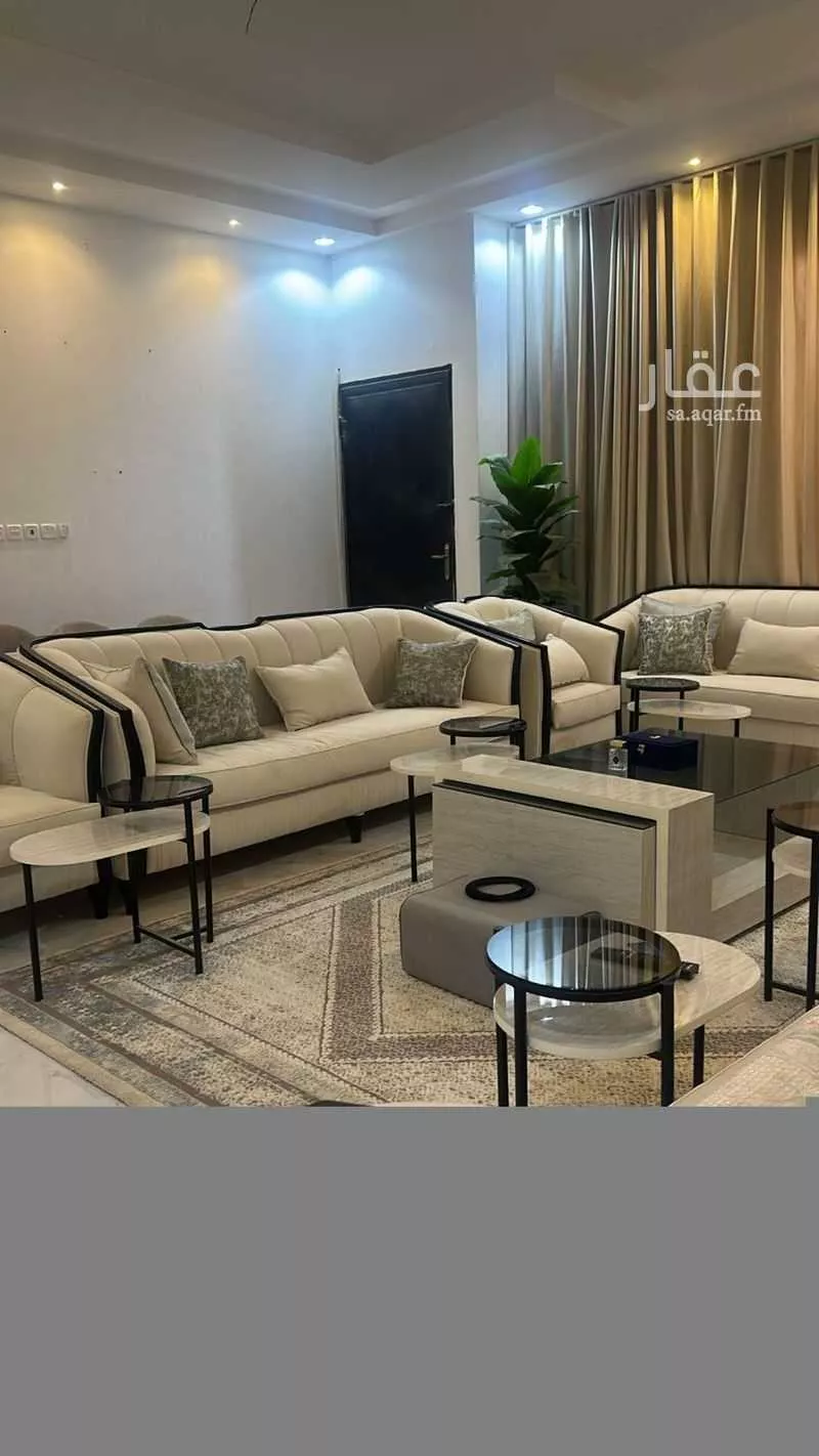 فيلا 6 غرف في الشرق 2