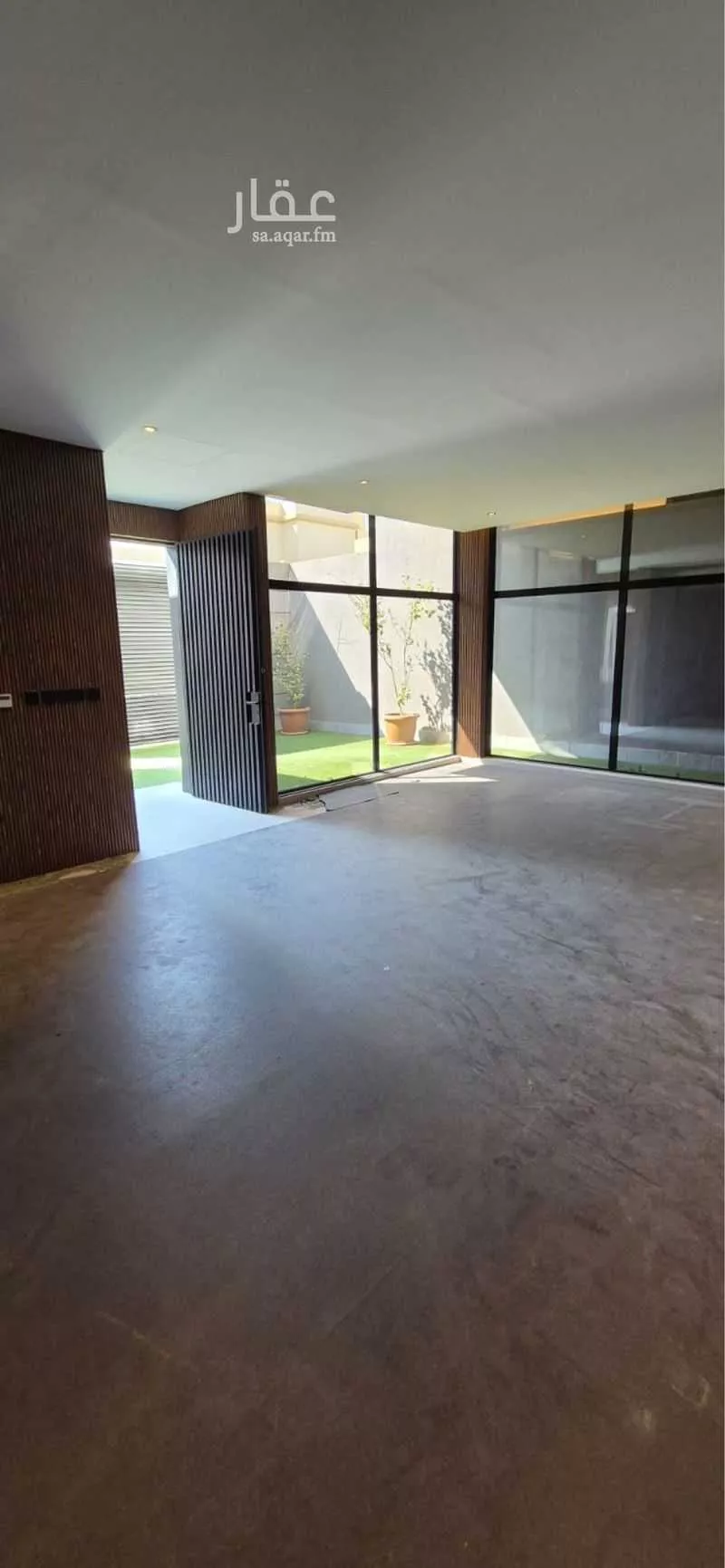 5 bedroom villa in Al Sharafiyah, Riyadh 13