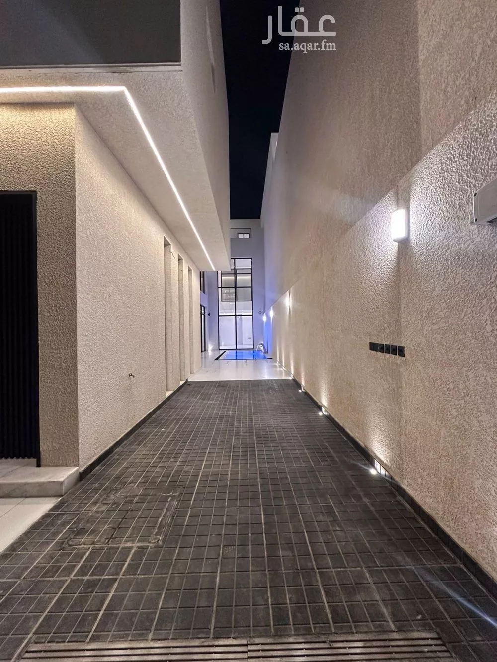 فيلا 6 غرف في المهدية 5