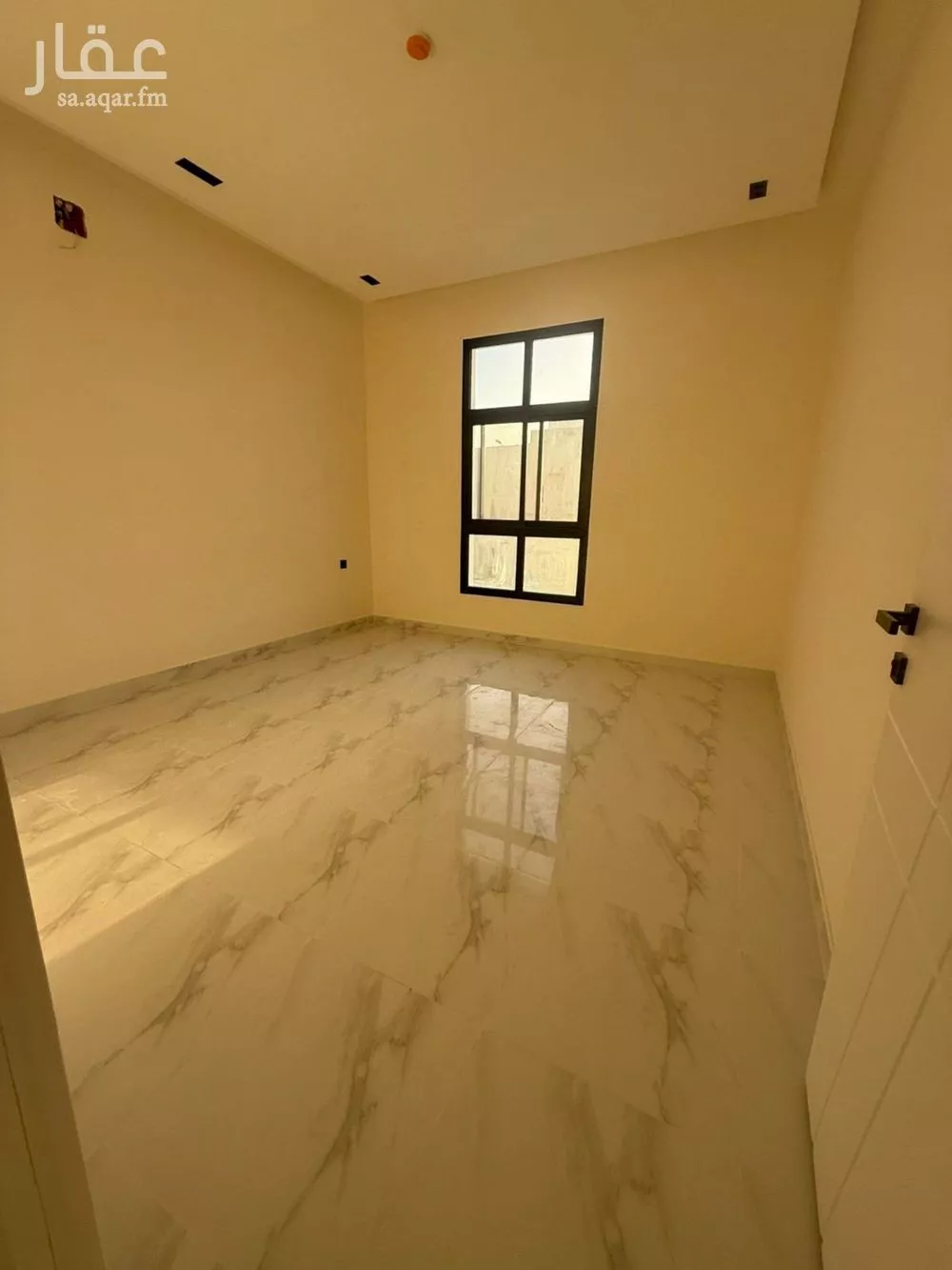 شقة 4 غرف في الزهرة 5