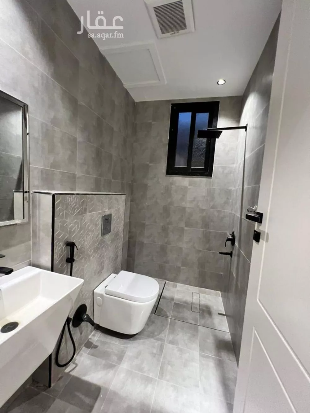 شقة 5 غرف في طويق 3