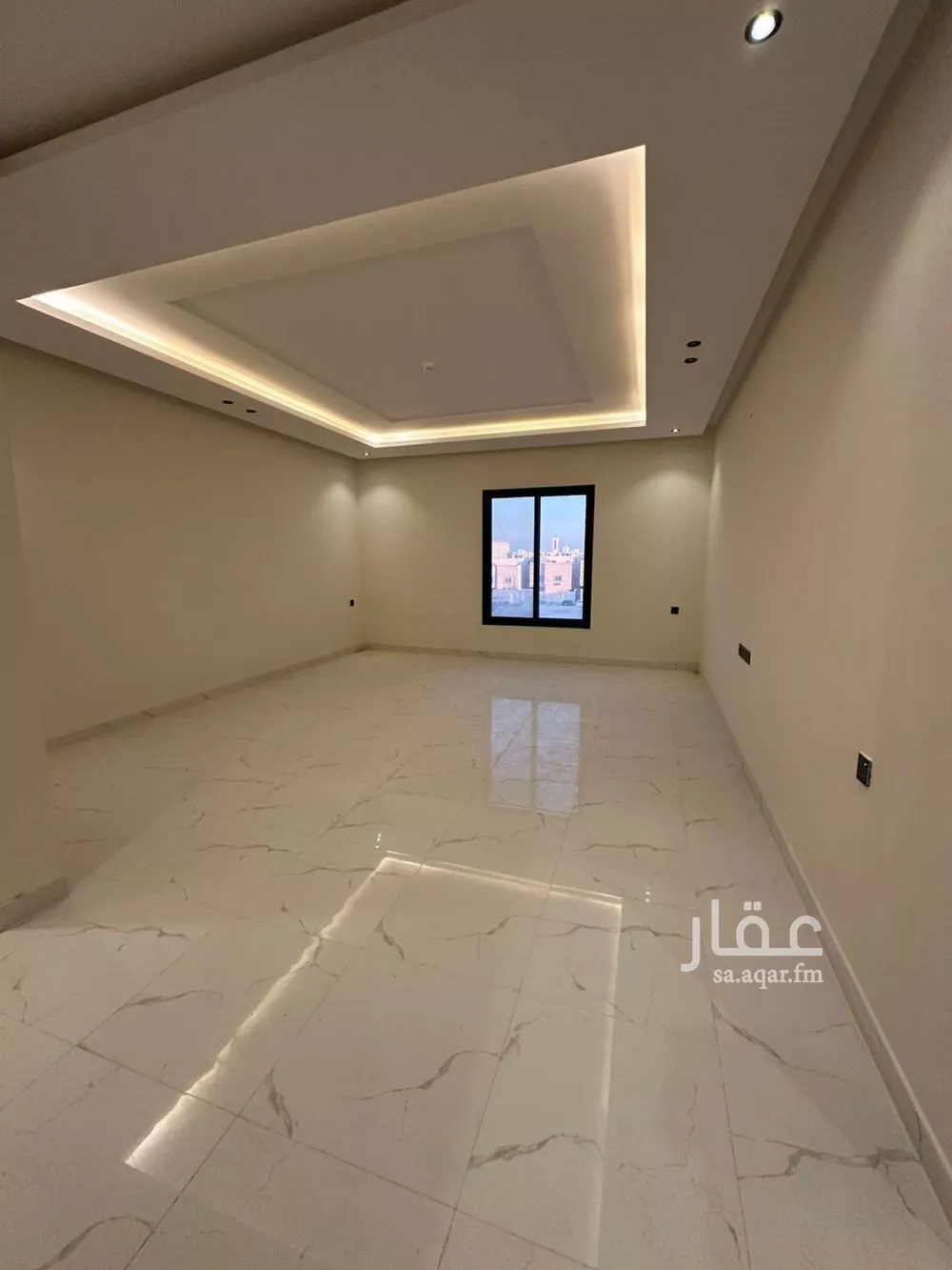 شقة 4 غرف في الحزم 1