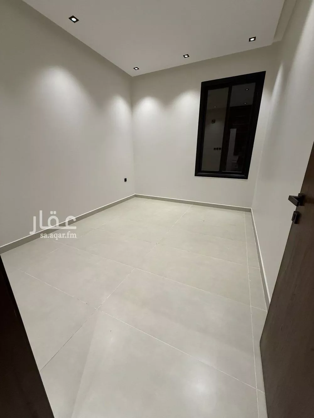 شقة 4 غرف في طويق 5