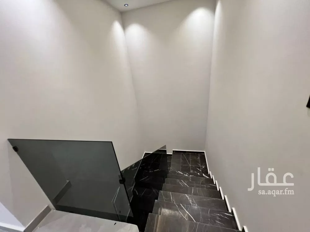 شقة 7 غرف في طويق، الرياض 9