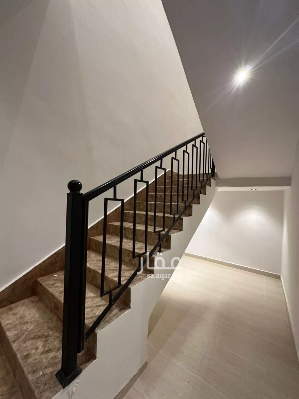 8 bedroom apartment in Al Janadriyah 1