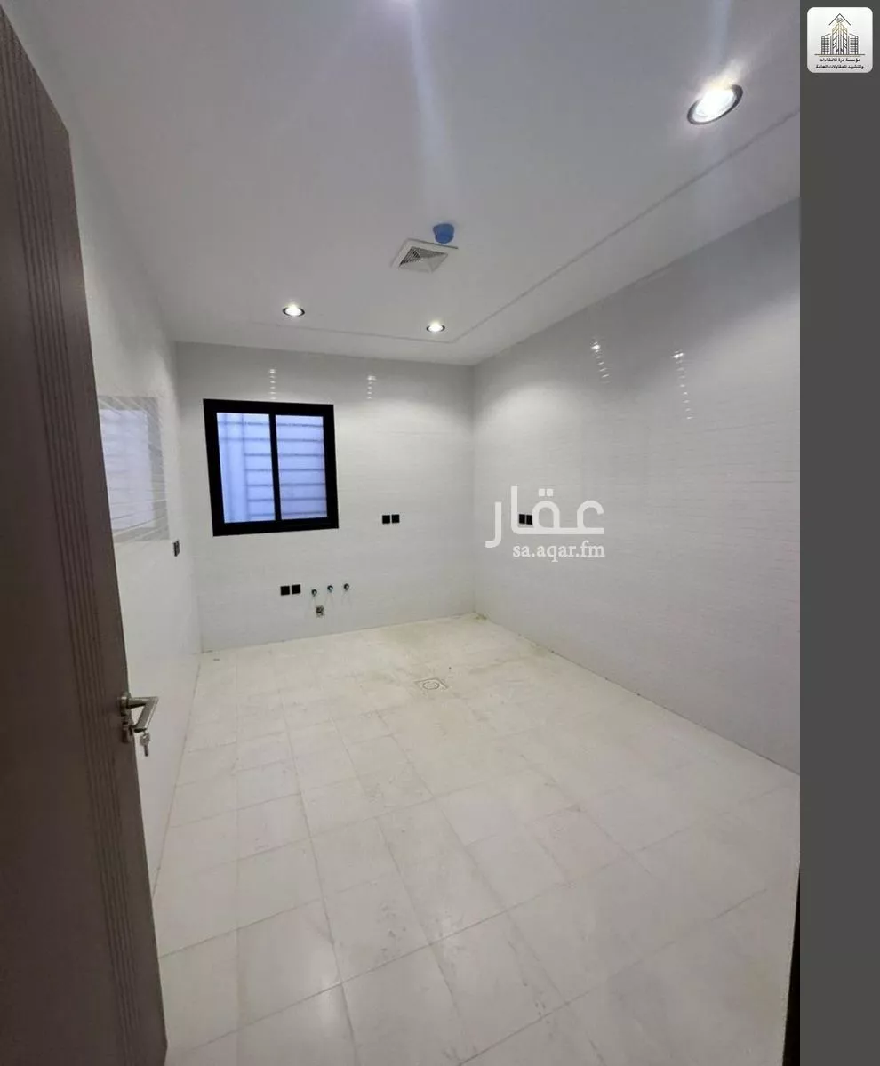 4 bedroom apartment in Al Hazm 4