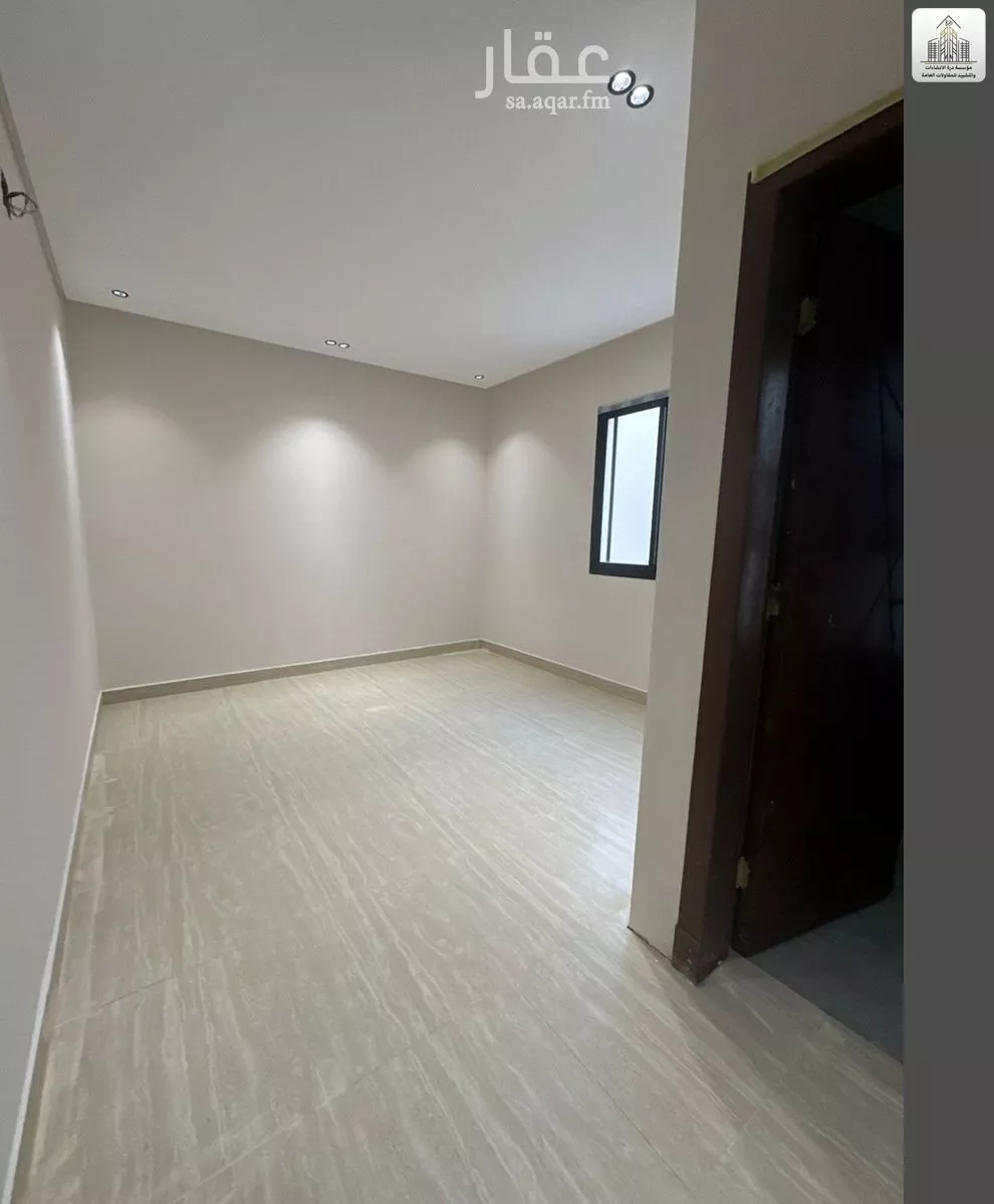 5 bedroom floor in Badr 4