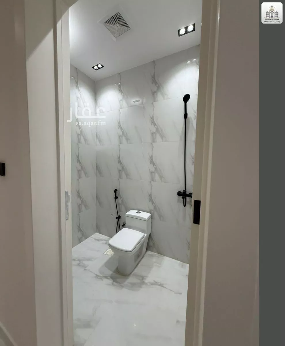 4 bedroom apartment in Al Zahrah, Riyadh 11