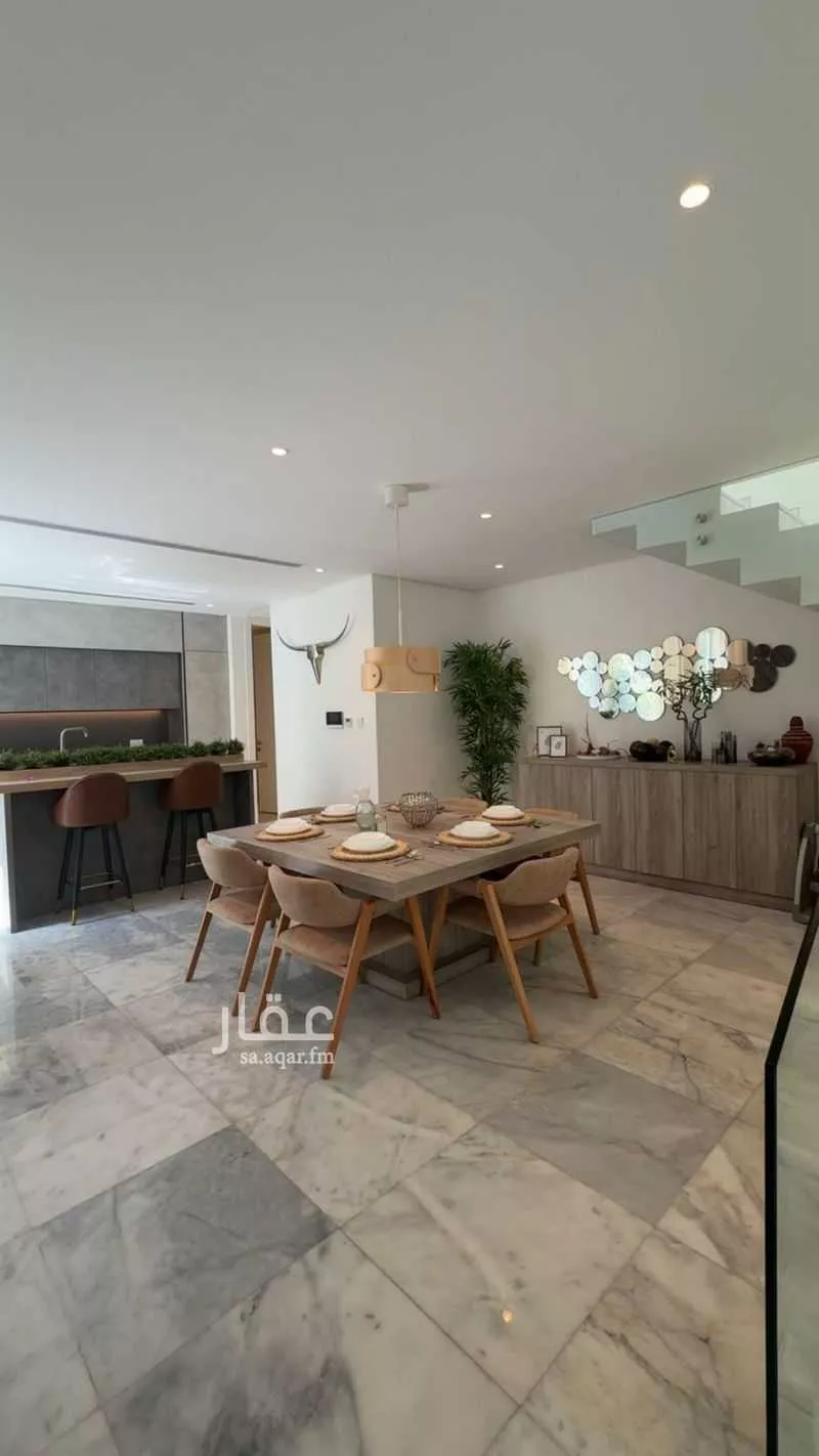 فيلا 5 غرف في الصدفة 2