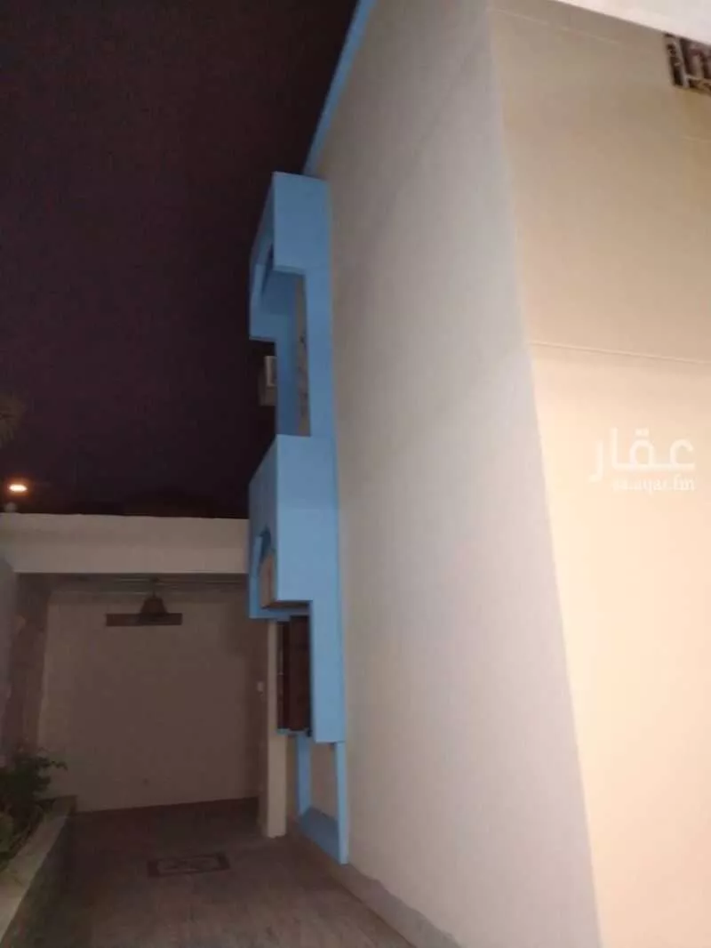 فيلا 10 غرف في الملك فهد 2