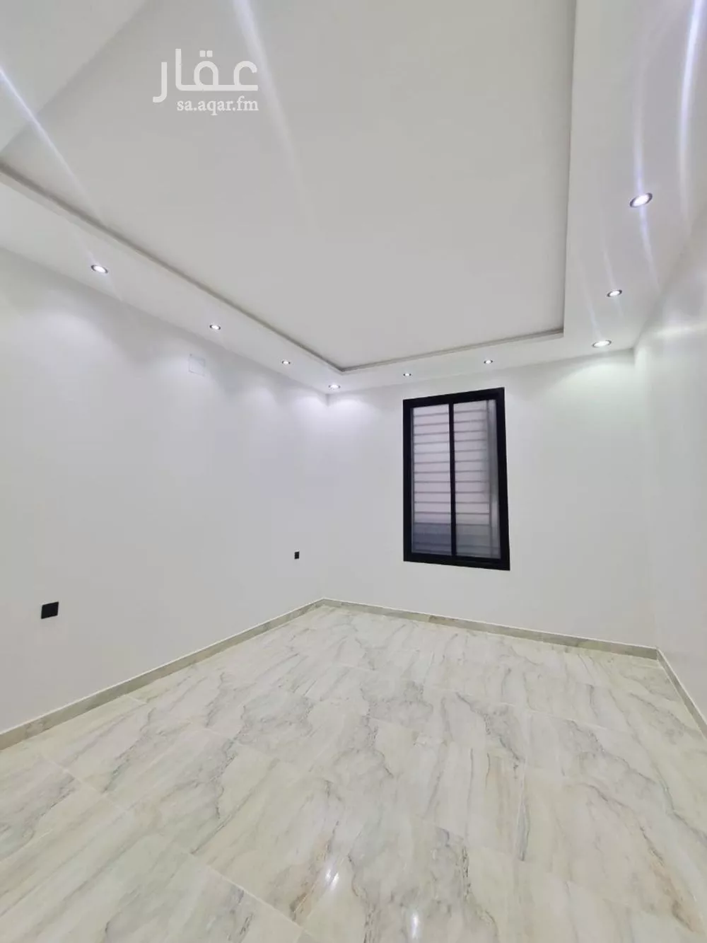 5 bedroom floor in Tuwaiq 2