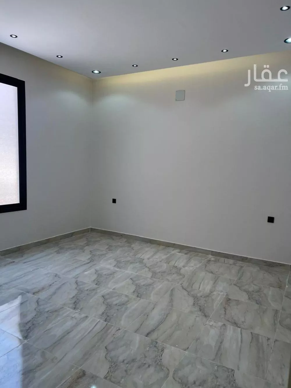 5 bedroom floor in Tuwaiq 3