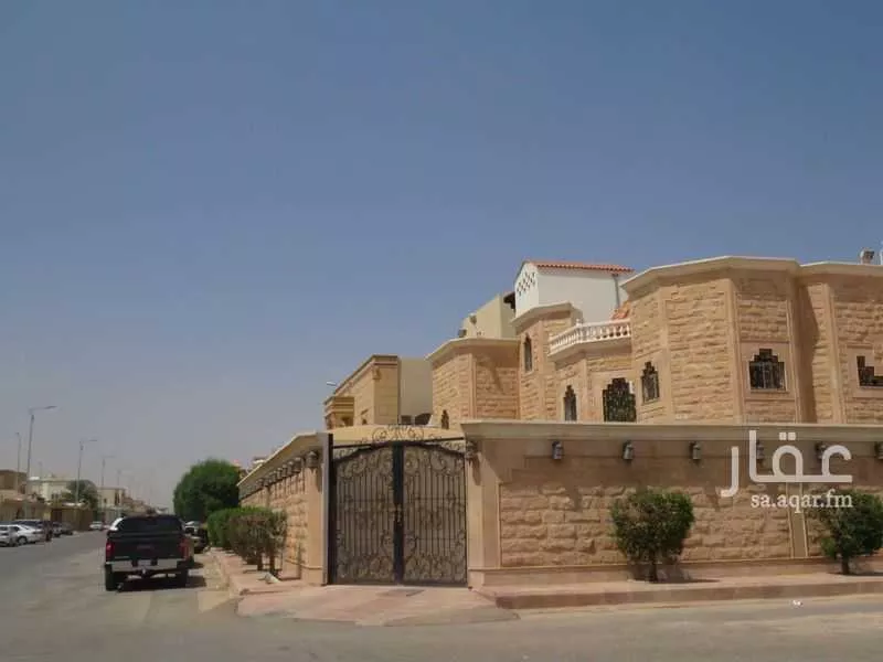 فيلا 8 غرف في العريجاء الغربية 4