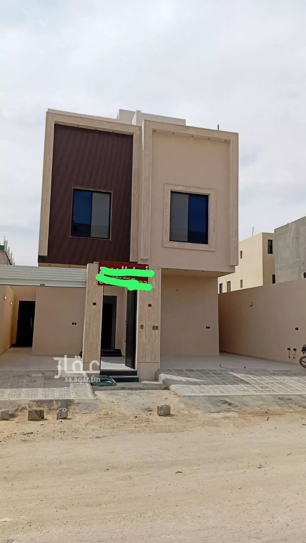 فيلا 8 غرف في الجنادرية 3