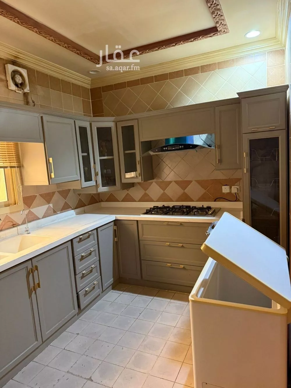 3 bedroom floor in Al Qadisiyah 3