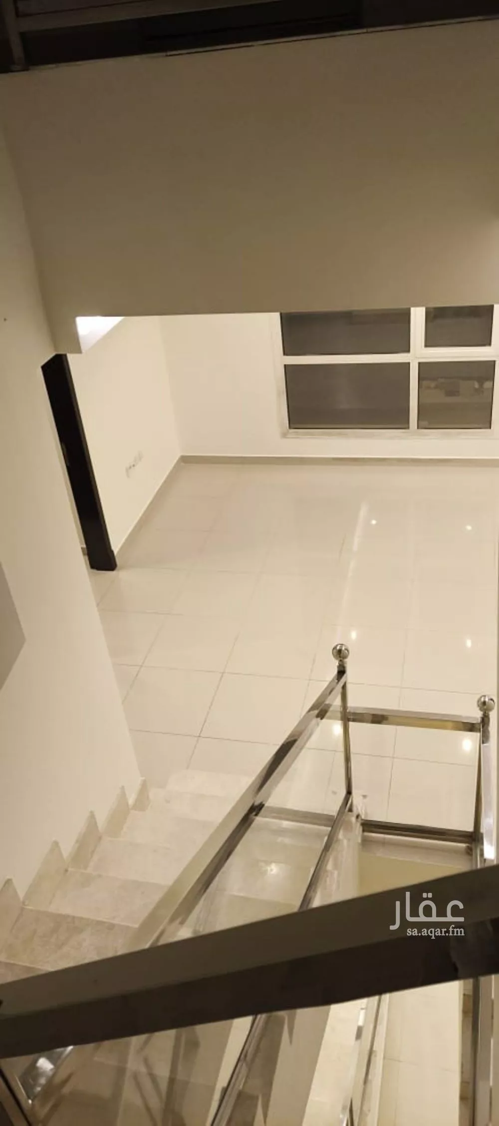 فيلا 4 غرف في العارض 3