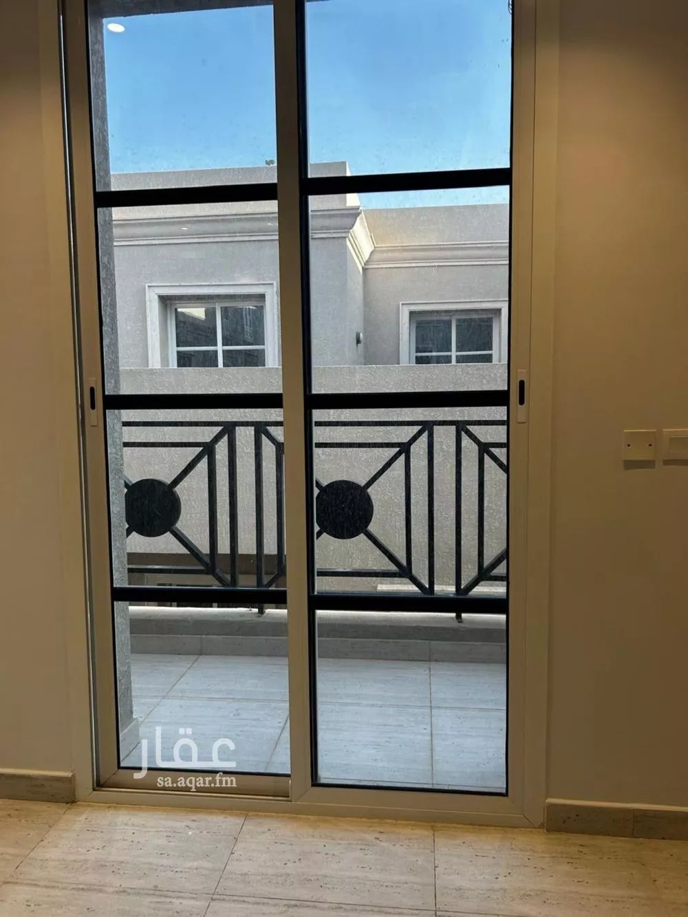 شقة 3 غرف في النرجس 5