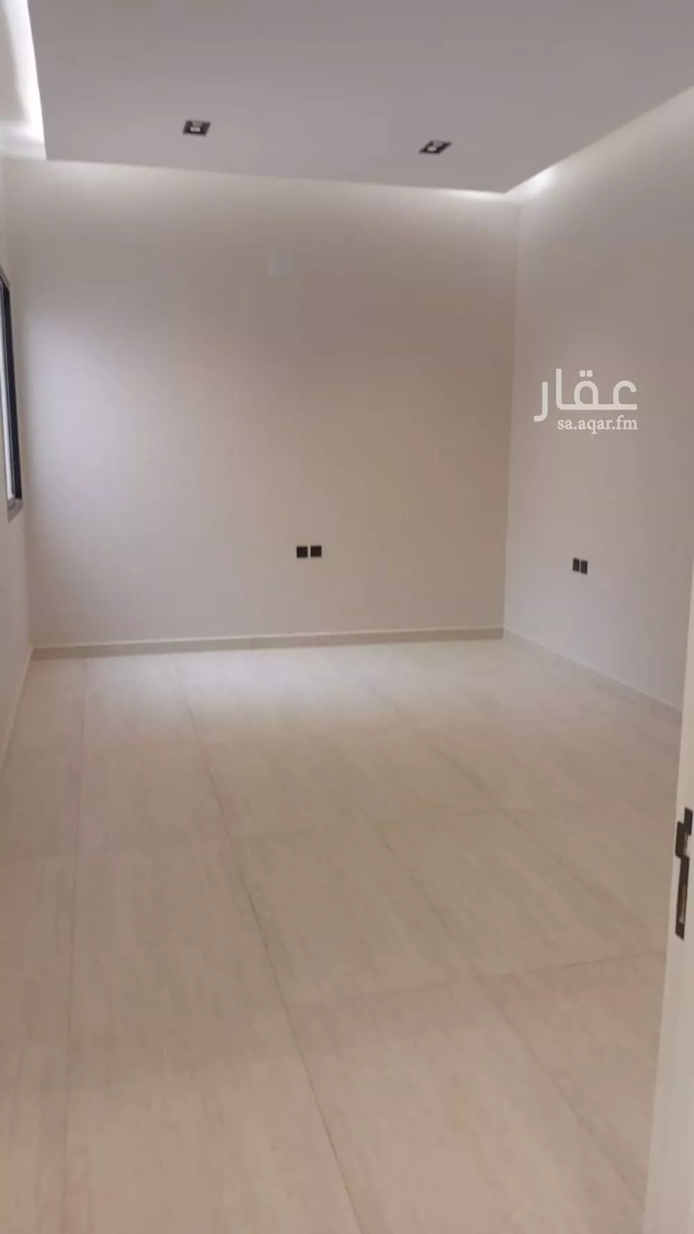 فيلا 8 غرف في الجنادرية 2