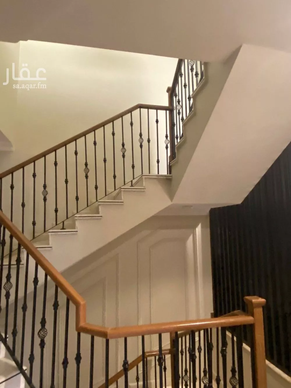 فيلا 5 غرف في عرقة 5