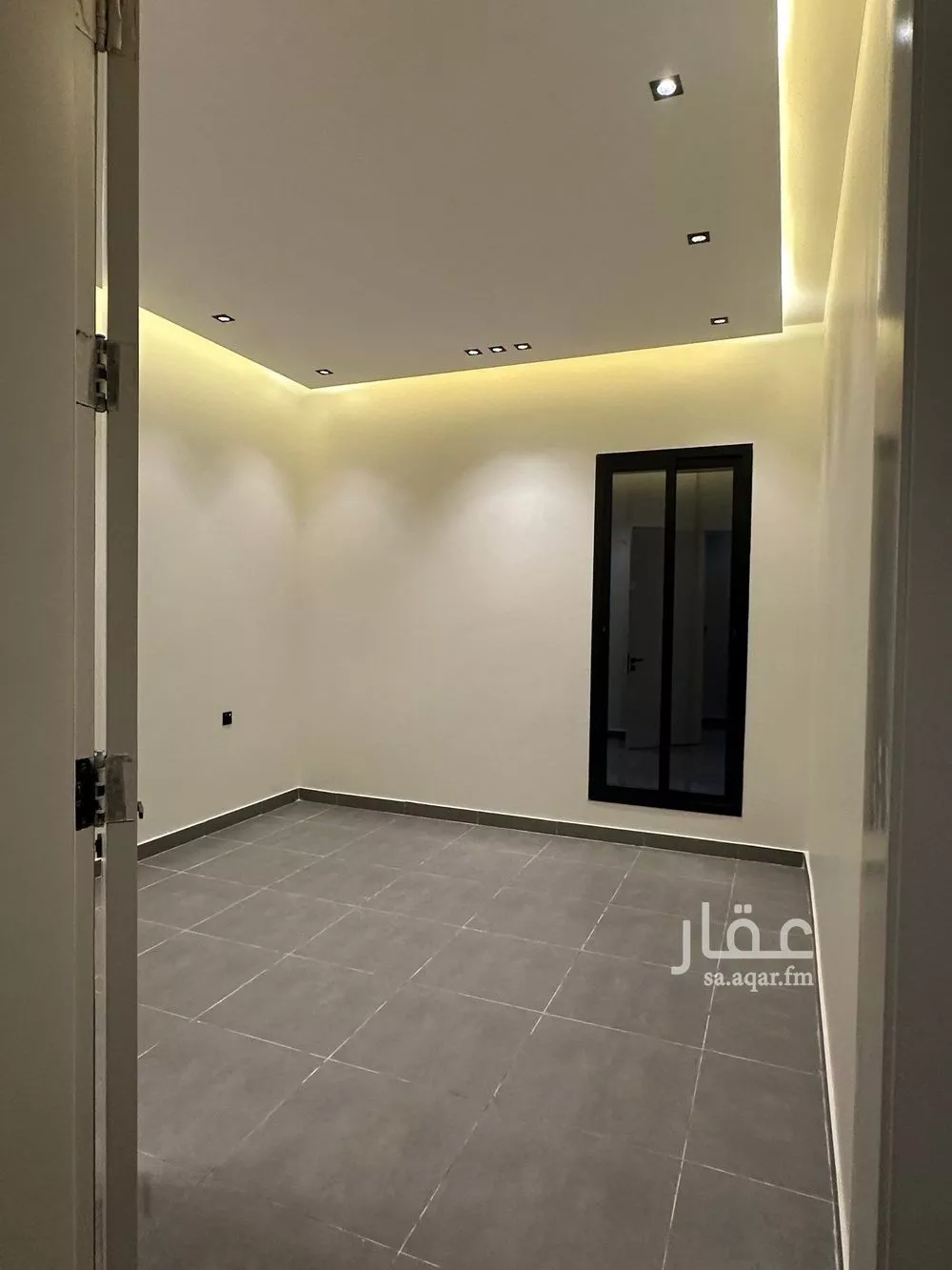 دور 4 غرف في النرجس 4